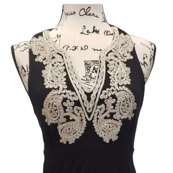 Black Maxi With Embroidery Detail - Picture 2 of 4